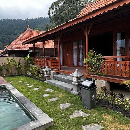 Starlake Villa & Glamping Kubupenlokan Kültér fotó