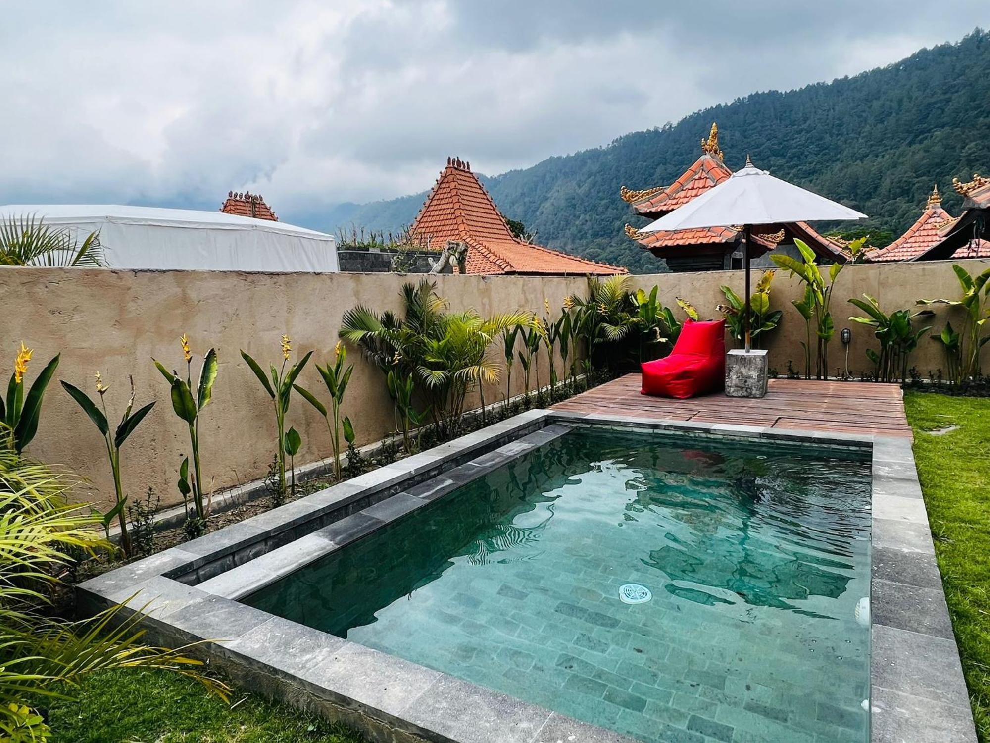 Starlake Villa & Glamping Kubupenlokan Kültér fotó
